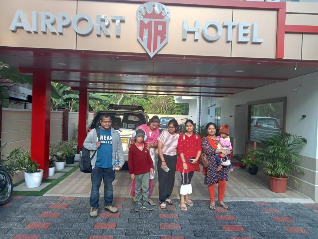 Marina Suites Airport Hotel Kochi Luaran gambar