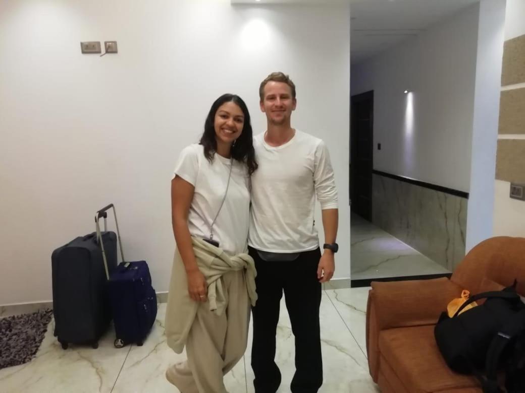 Marina Suites Airport Hotel Kochi Luaran gambar
