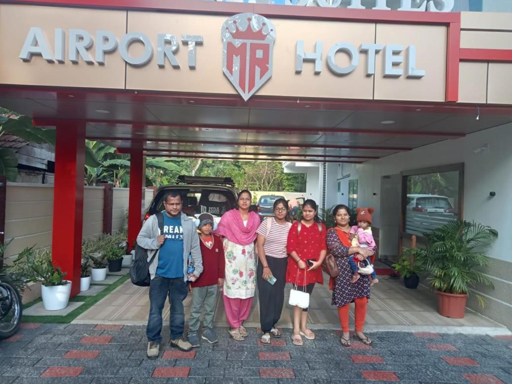 Marina Suites Airport Hotel Kochi Luaran gambar