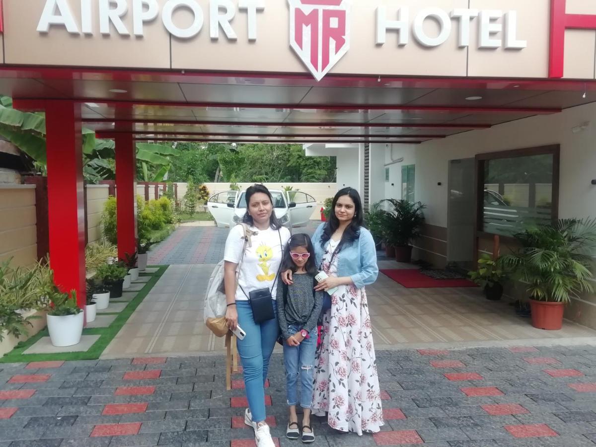 Marina Suites Airport Hotel Kochi Luaran gambar