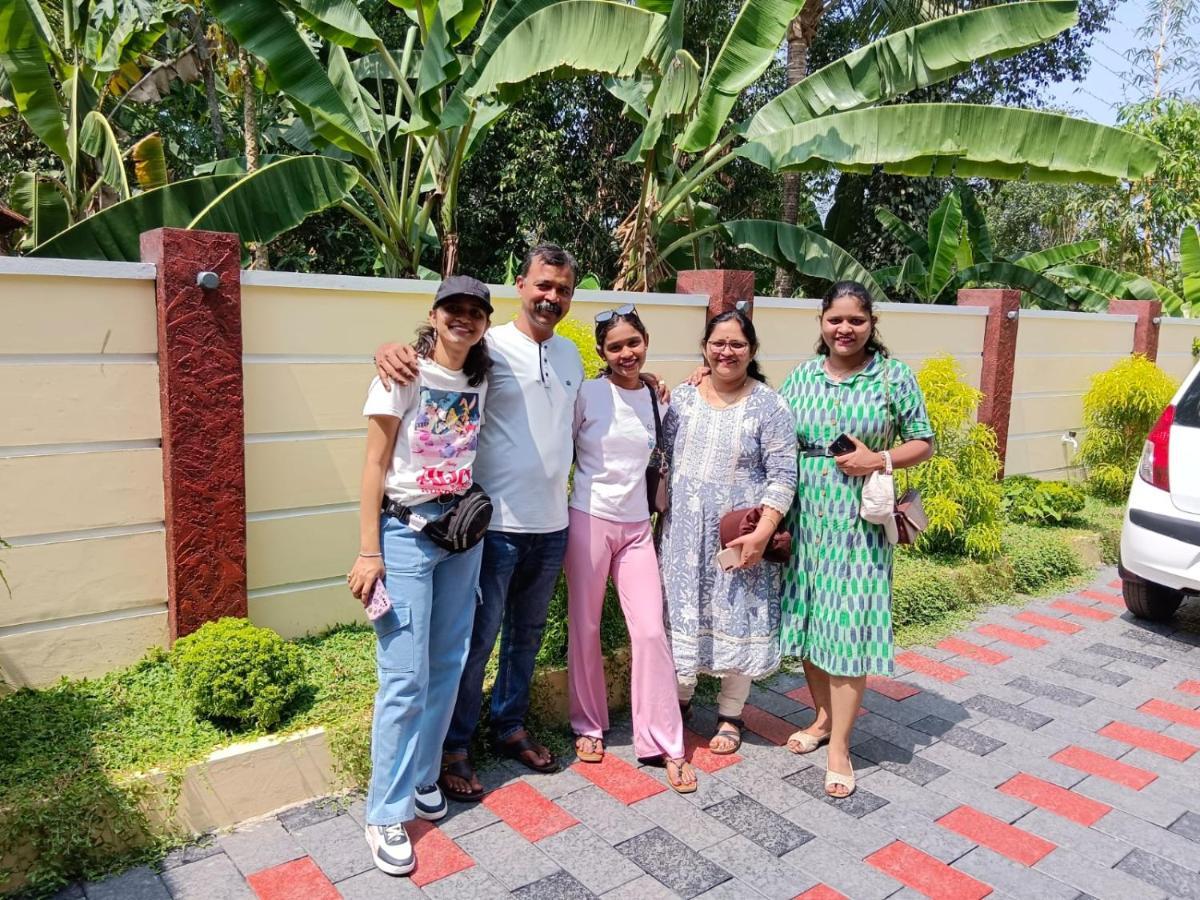 Marina Suites Airport Hotel Kochi Luaran gambar