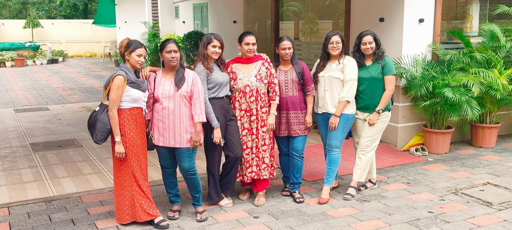 Marina Suites Airport Hotel Kochi Luaran gambar