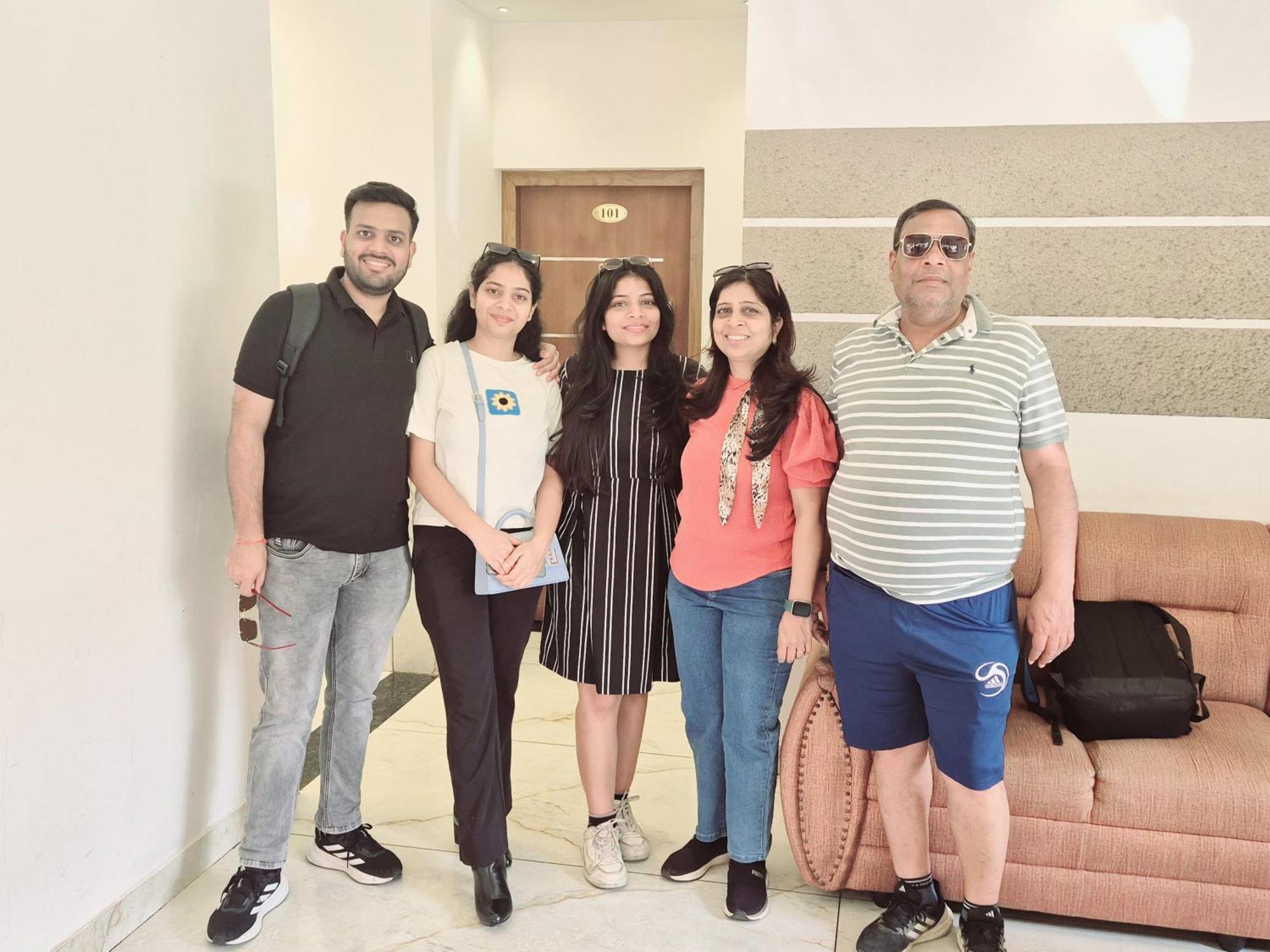 Marina Suites Airport Hotel Kochi Luaran gambar